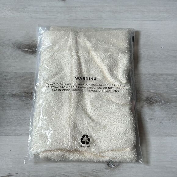 Oh Polly ALSACE
Embellished Square Neck Mini Dress in White Size 6 NWT in packag - Picture 8 of 8